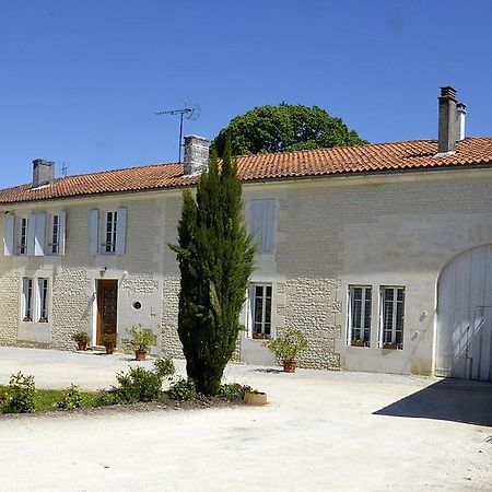 مبيت وإفطار Saint-Maurice-de-Tavernole Le Vieux Noyer المظهر الخارجي الصورة