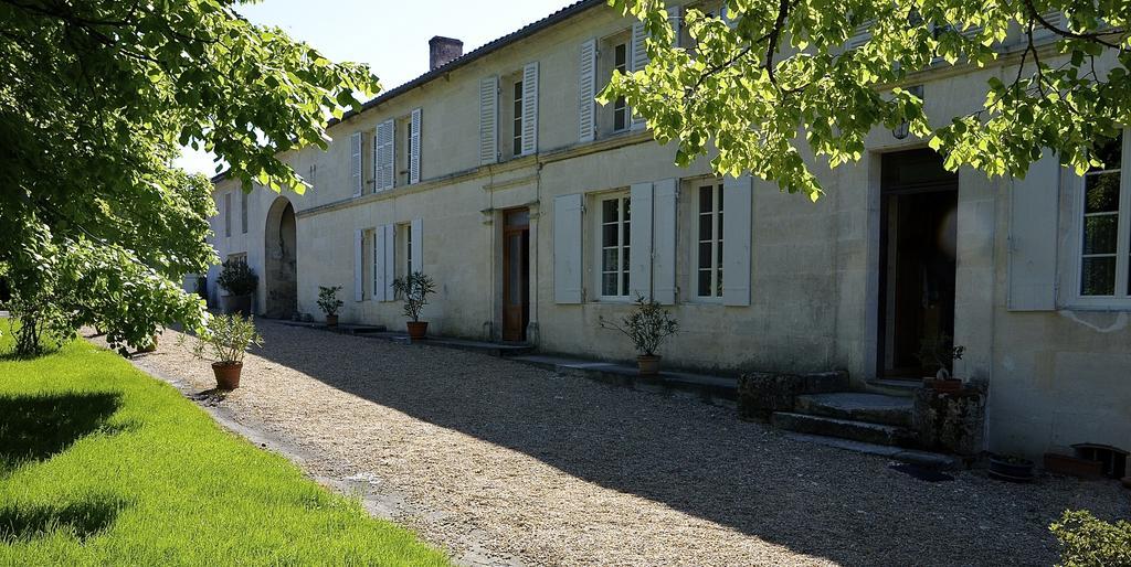 مبيت وإفطار Saint-Maurice-de-Tavernole Le Vieux Noyer المظهر الخارجي الصورة